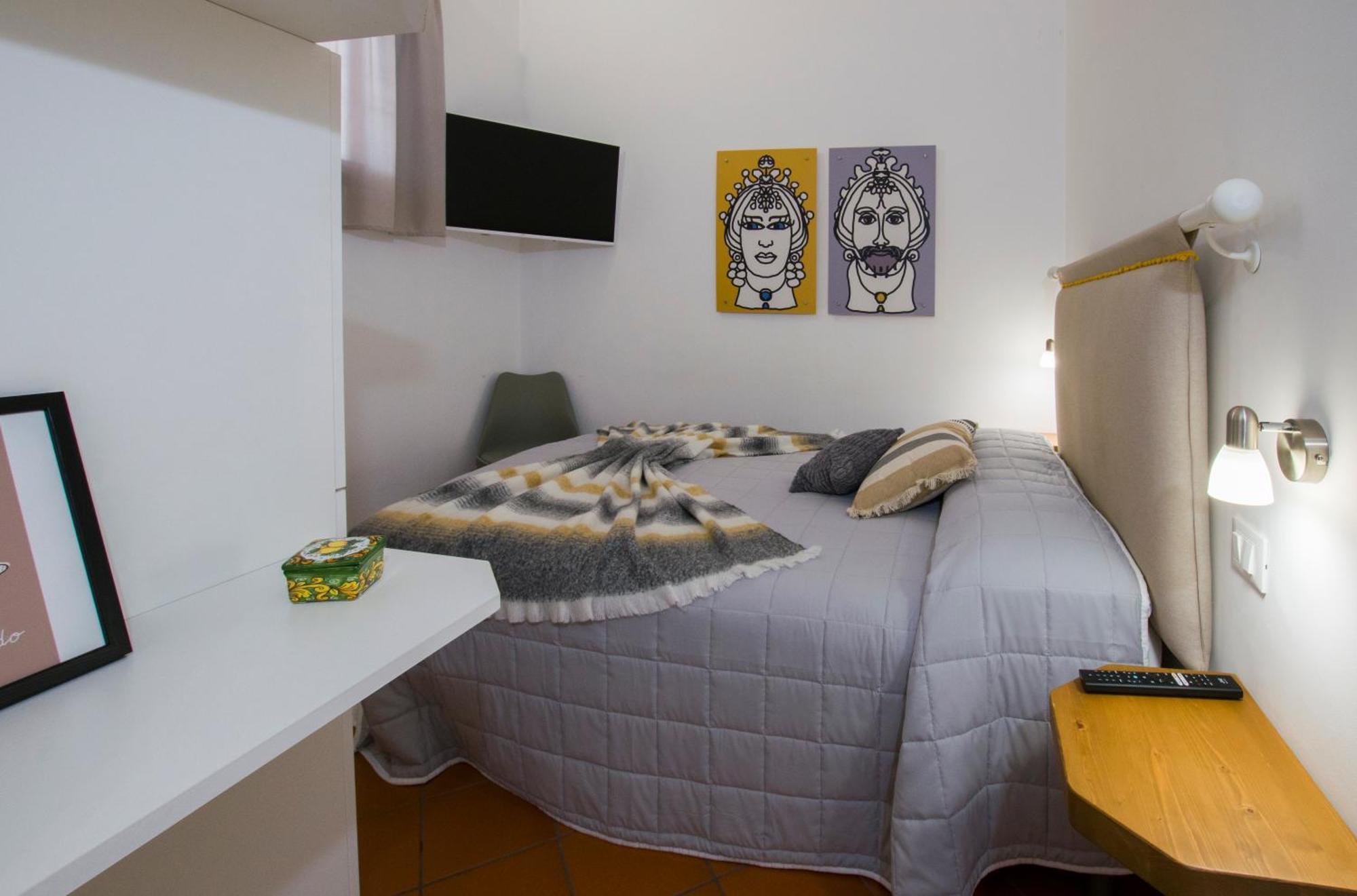 Capo Rama Suites & Rooms Terrasini Esterno foto