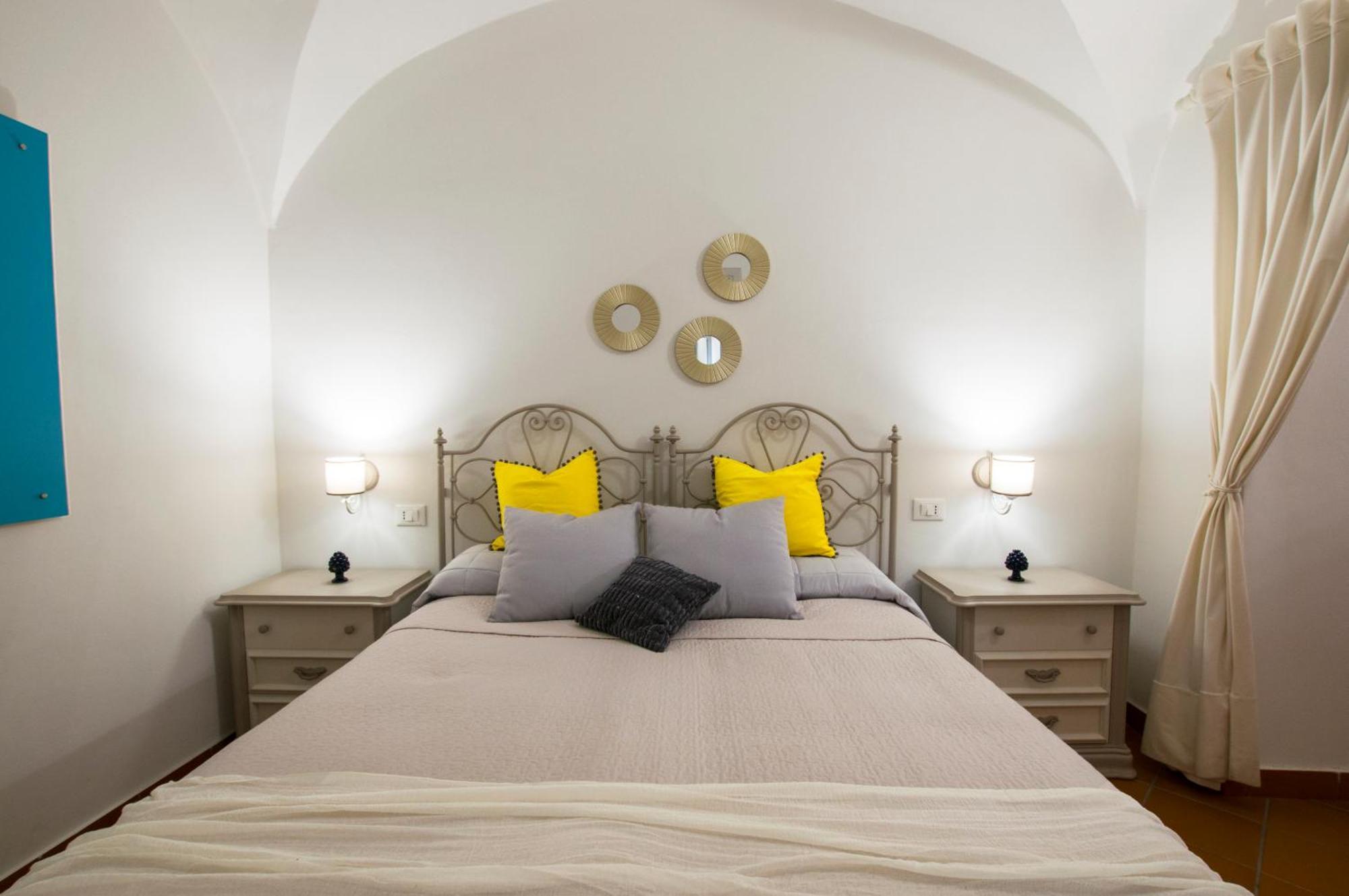 Capo Rama Suites & Rooms Terrasini Esterno foto